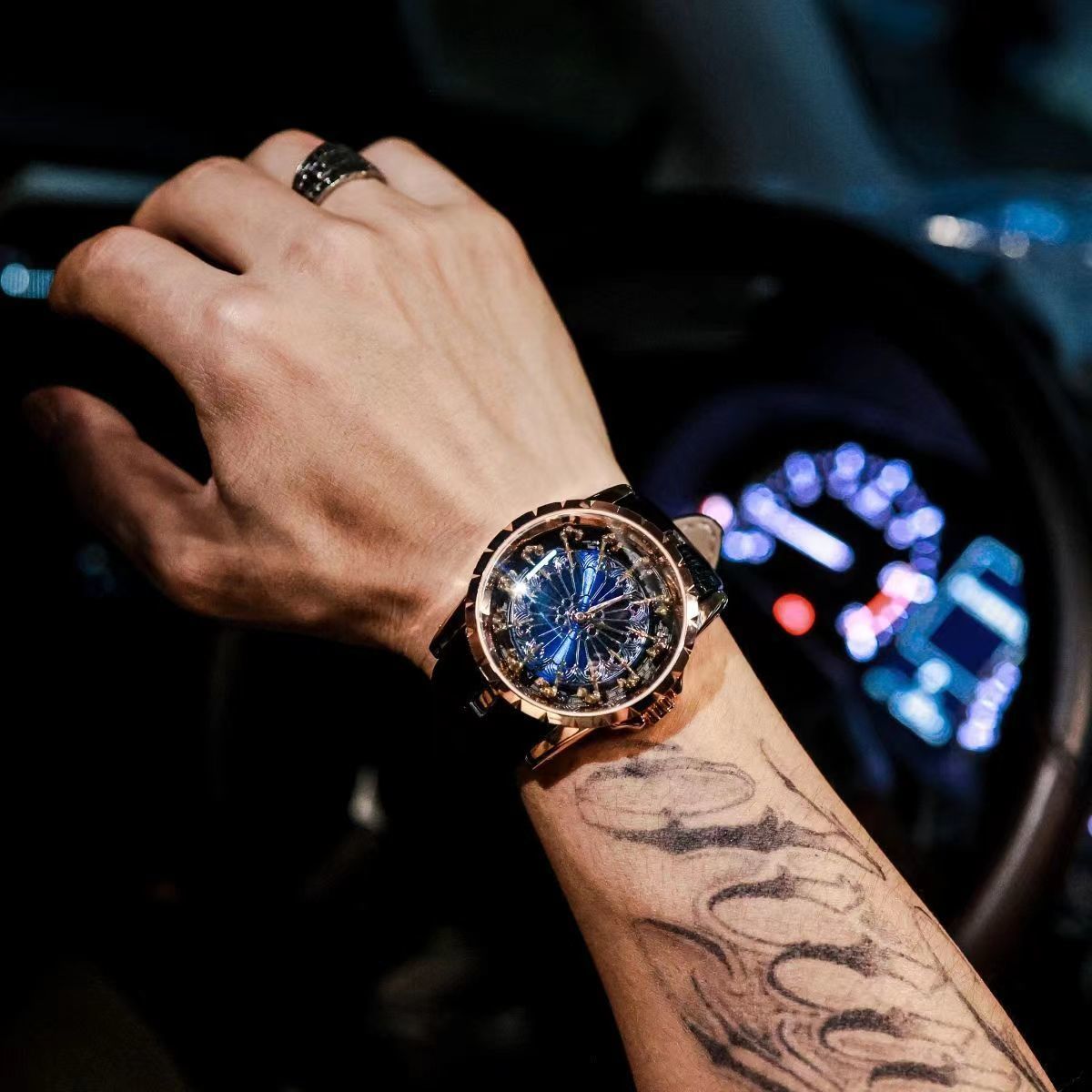 Top-Tier Luxury and Elegant Me - Luxury Watch Brand Tier ulasan dan harga